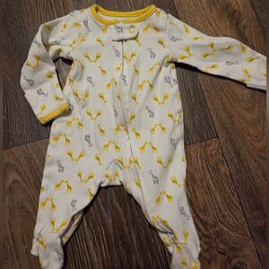 Newborn Carter's White and Yellow Giraffe Print One Piece